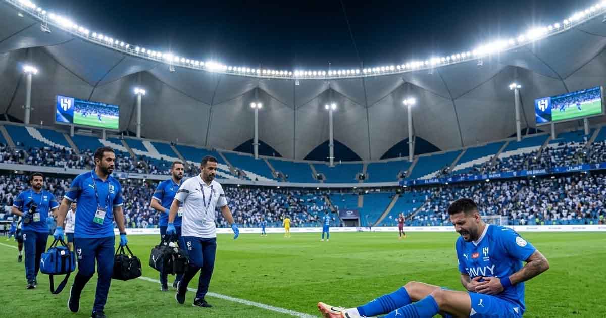 إصابة أكتشيشيك تُقلق الهلال قبل الجولات الحاسمة في دوري روشن